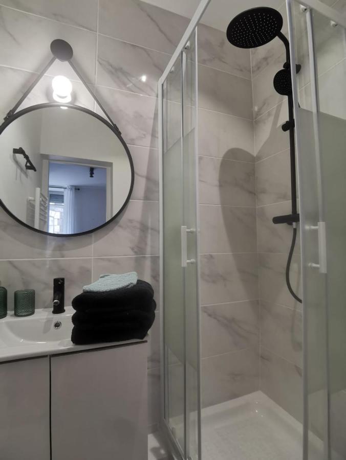 Apartament Studio Cosy Et Renove A 2 Pas Gare Reims Centre - Rue Zewnętrze zdjęcie