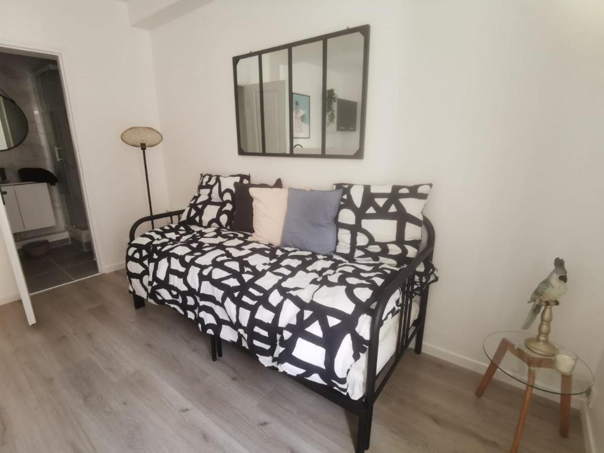 Apartament Studio Cosy Et Renove A 2 Pas Gare Reims Centre - Rue Zewnętrze zdjęcie