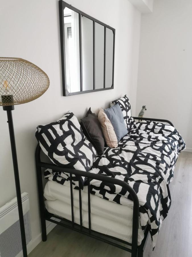 Apartament Studio Cosy Et Renove A 2 Pas Gare Reims Centre - Rue Zewnętrze zdjęcie